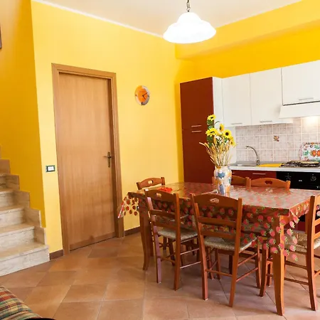 Longo 巴莱斯特拉泰