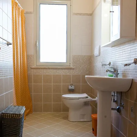 Longo * 巴莱斯特拉泰